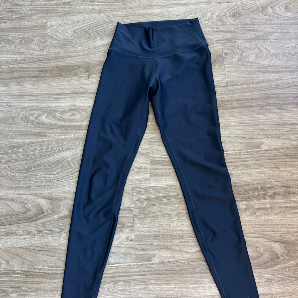 Alo, High-Waist Airlift Legging, Navy, Size S